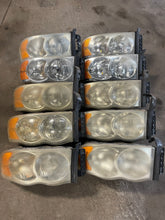 Load image into Gallery viewer, 2002-2005 Dodge Ram Headlamp Assembly
