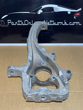 Load image into Gallery viewer, 2002-2008 Dodge Ram 1500 4WD Steering Knuckle