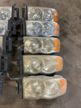 Load image into Gallery viewer, 2002-2005 Dodge Ram Headlamp Assembly