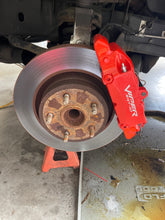 Load image into Gallery viewer, 2005-2006 Dodge Ram SRT10 Front Brake Calipers