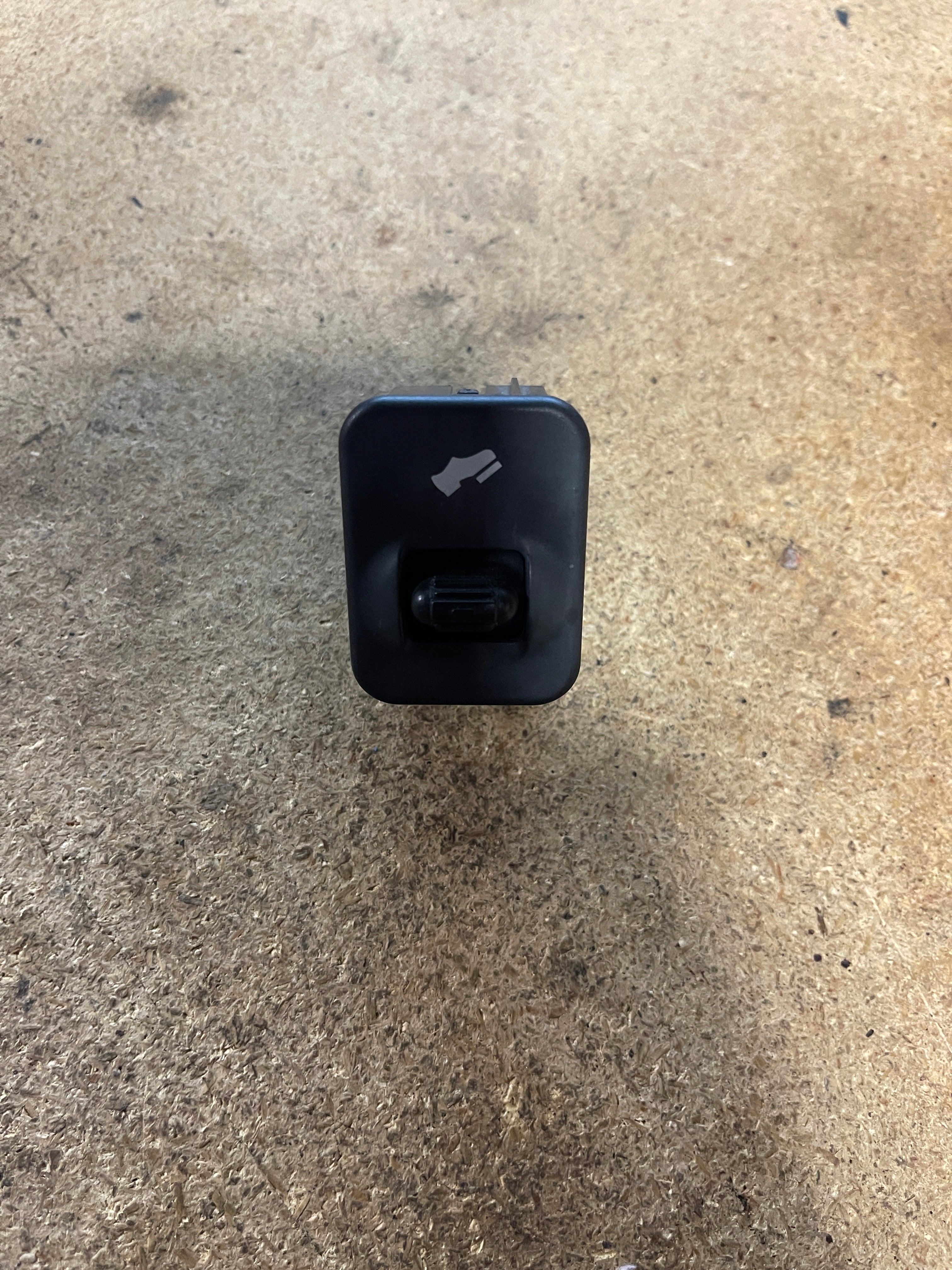adjustable pedals 2006-2008 Dodge Ram Power Adjustable Pedal Switch and Bezel – Used Parts  Online Network