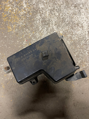 2002-2005 Dodge Ram 1500 5.7L Hemi Fuse Box