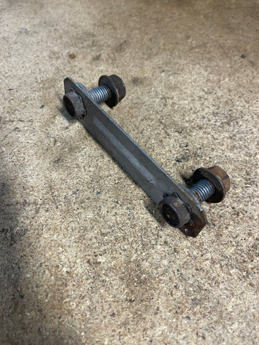 2003-2008 Dodge Ram, 2005-2011 Dodge Dakota Rear Bumper Retainer and Nuts