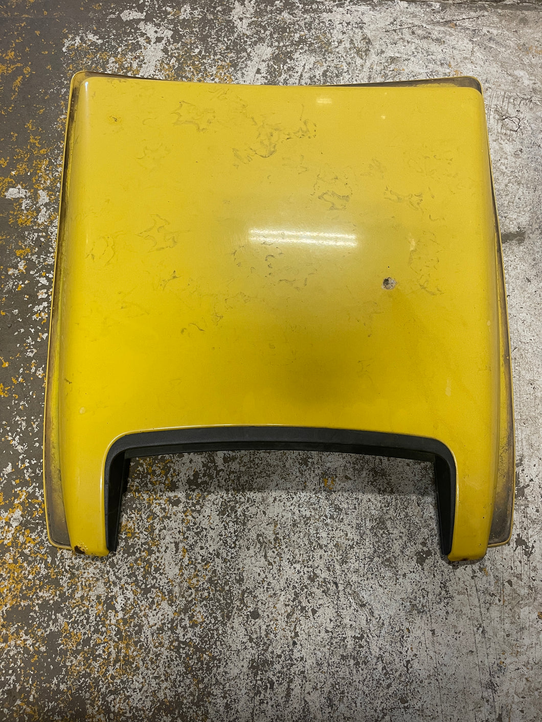 2004-2005 Dodge Ram Rumble Bee Hood Scoop