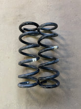 Load image into Gallery viewer, 2009-2010 Dodge Ram Front Coil Spring