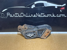 Load image into Gallery viewer, 2002-2005 Dodge Ram 1500 4.7 / 5.7 4WD Motor Mounts