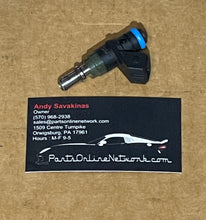 Load image into Gallery viewer, 2003-2006 Dodge Viper / Ram SRT10 Fuel Injectors