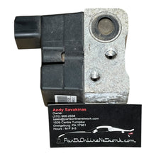 Load image into Gallery viewer, 2004-2005 Dodge Ram ABS Module