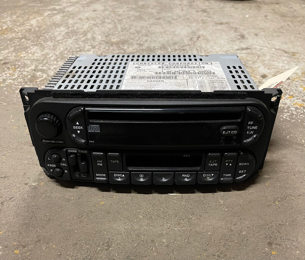 2005 / 2006 Chrysler, Dodge, Jeep, Ram Radio / CD / Cassette Player