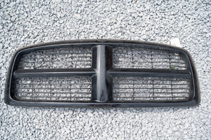 2002-2005 Dodge Ram Grill Shell With Inserts