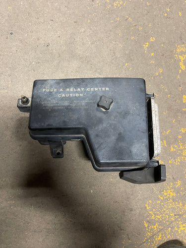 2002-2005 Dodge Ram 1500 Integrated Power Module 5.7