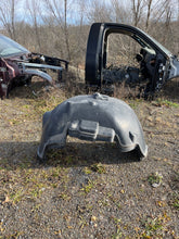 Load image into Gallery viewer, 2002-2008 Dodge Ram 1500 Front Inner Fender Liner