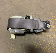 Load image into Gallery viewer, 2004-2005 Dodge Ram Quad Cab Passenger Rear Seatbelt Retractor